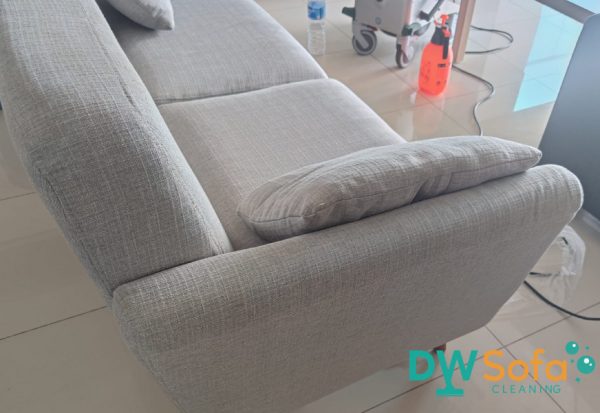 sofa-cleaning-services-dw-sofa-cleaning-singapore-condo-punggol-1
