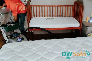 mattress-cleaning-services-dw-sofa-cleaning-singapore-hdb-sengkang-1
