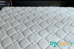 mattress-cleaning-services-dw-sofa-cleaning-singapore-hdb-sengkang-2
