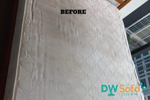 mattress-deeep-cleaning-services-dw-sofa-cleaning-singapore-condo-geylang-3