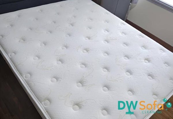 mattress-cleaning-services-dw-sofa-cleaning-singapore-hdb-tampines-1