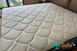 mattress-cleaning-services-dw-sofa-cleaning-singapore-hdb-bukit-merah-1