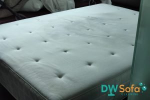 mattress-cleaning-services-dw-sofa-cleaning-singapore-condo-west-coast-1